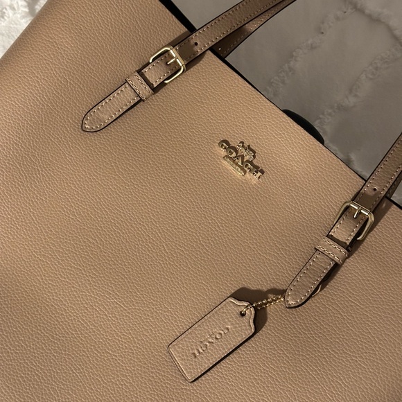 Coach Handbags - COACH Mollie Tote